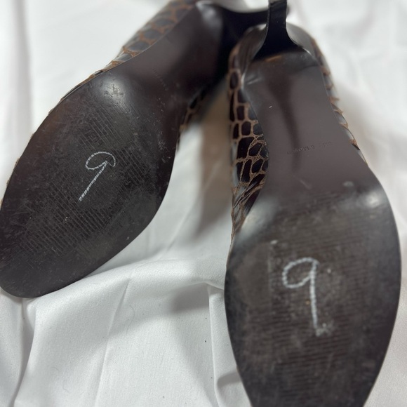 Marc Fisher Brown Giraffe Print Heels - Picture 5 of 5